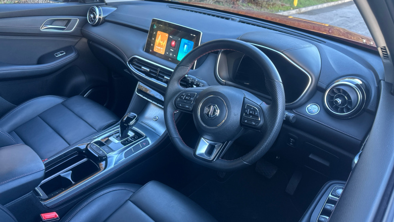 MG HS 1.5 T-GDI SE 5dr DCT Petrol Hatchback